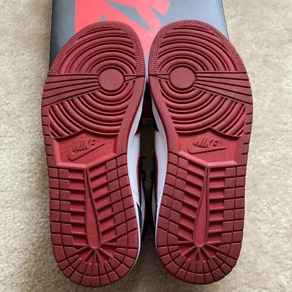 NIKE Air Jordan Retro High OG Sneakers - Picture 6 of 8